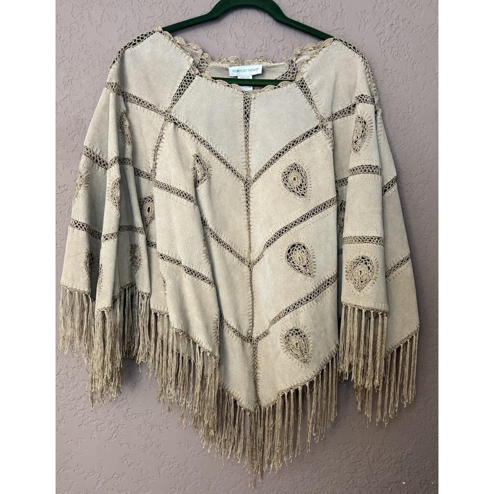 VTG 90s Newport News Women NWT Suede Leather Poncho Cape Jacket Crochet Fringe